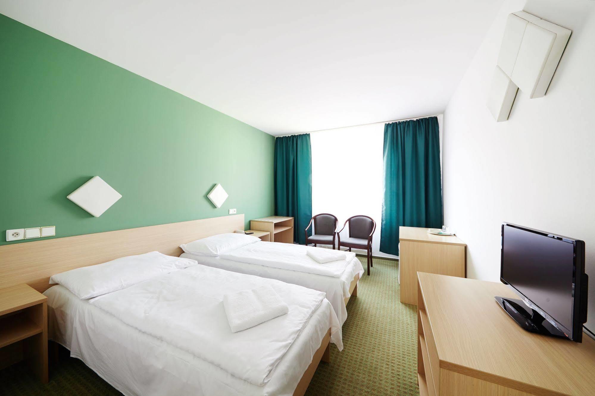 Hotel Mars Prague Luaran gambar